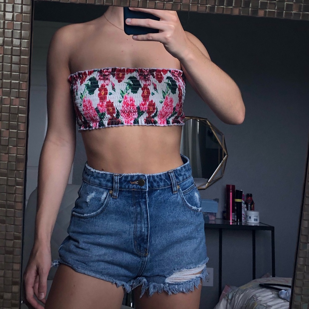 Ruched bikini strapless top